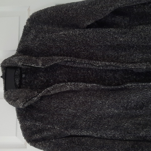 Uniqlo Jacket - Picture 3 of 3